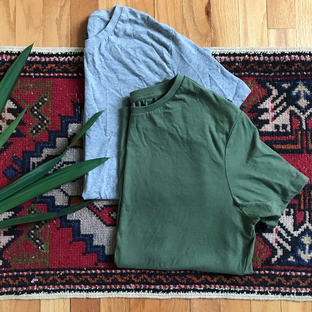 NWOT Men’s T-Shirt Bundle • Beige and Jersey Gray